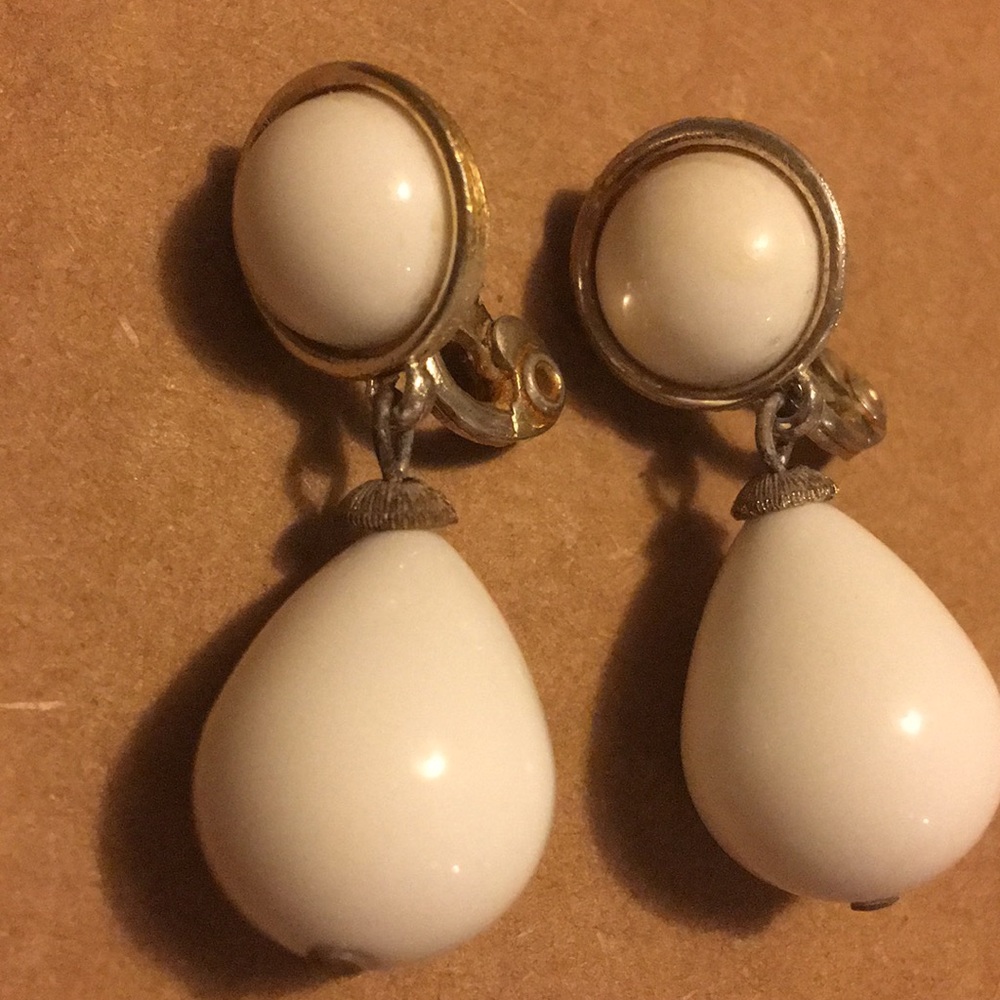 Vintage Monet milk glass teardrop clip on earrings